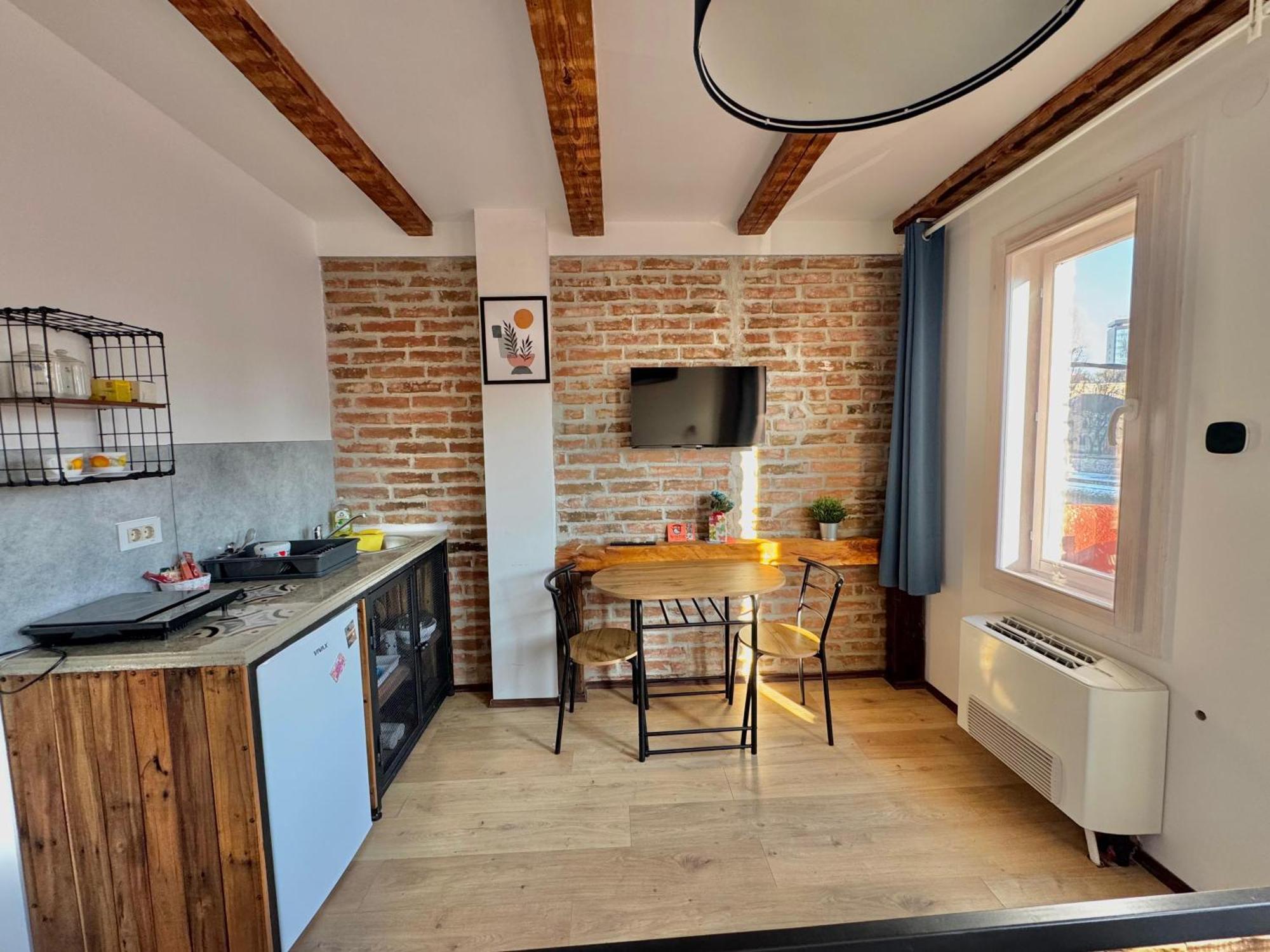 Apartment By The River Ni Buitenkant foto