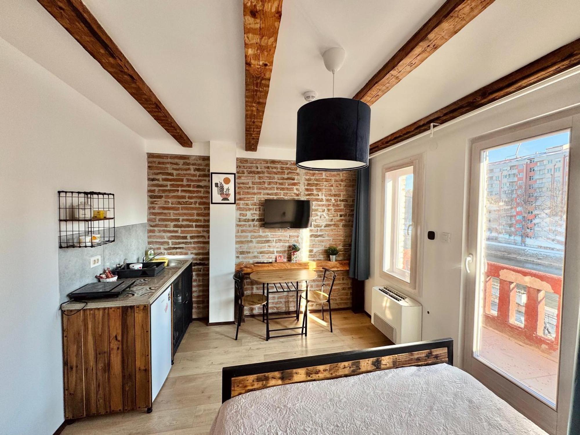 Apartment By The River Ni Buitenkant foto