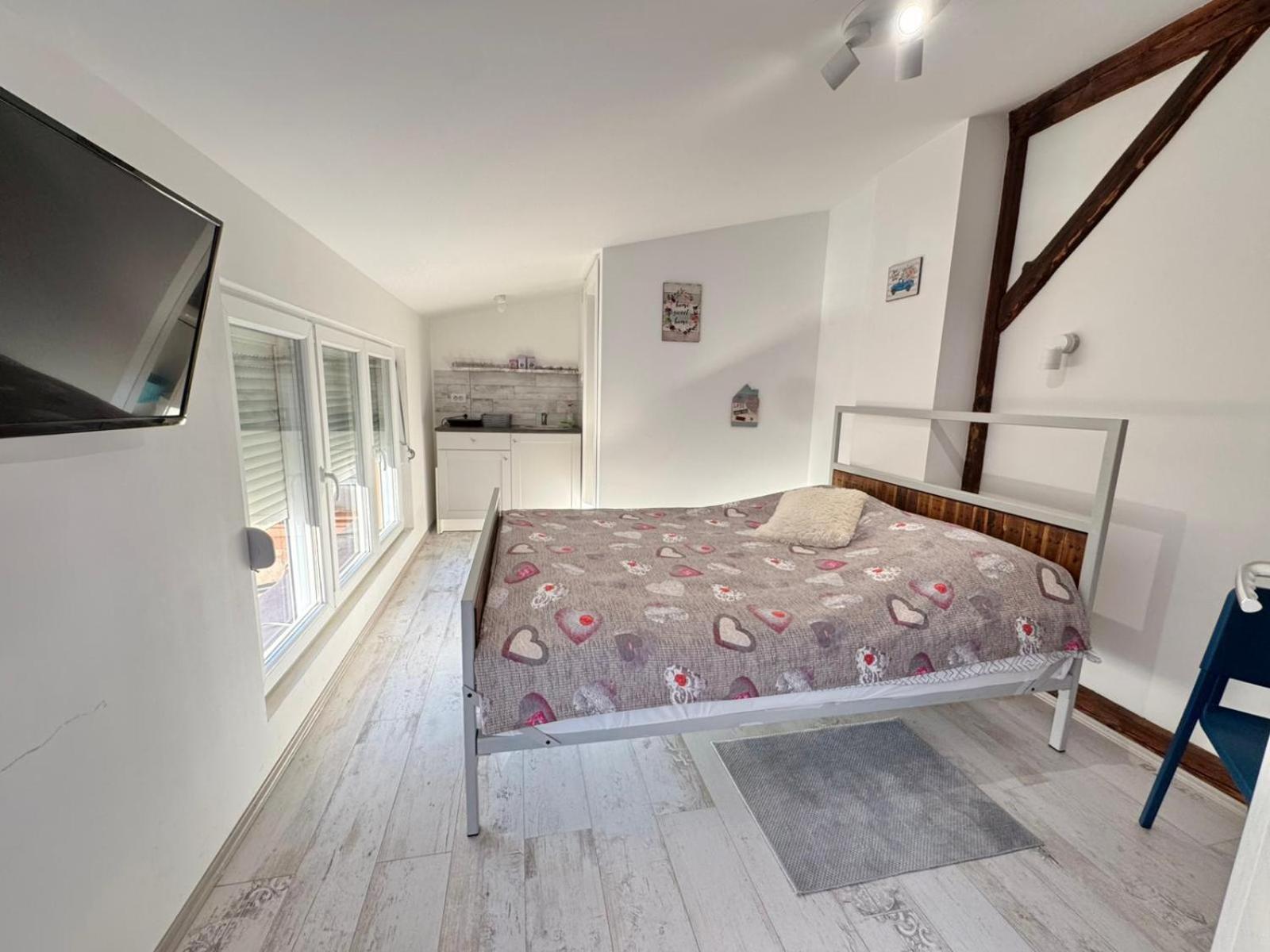Apartment By The River Ni Buitenkant foto