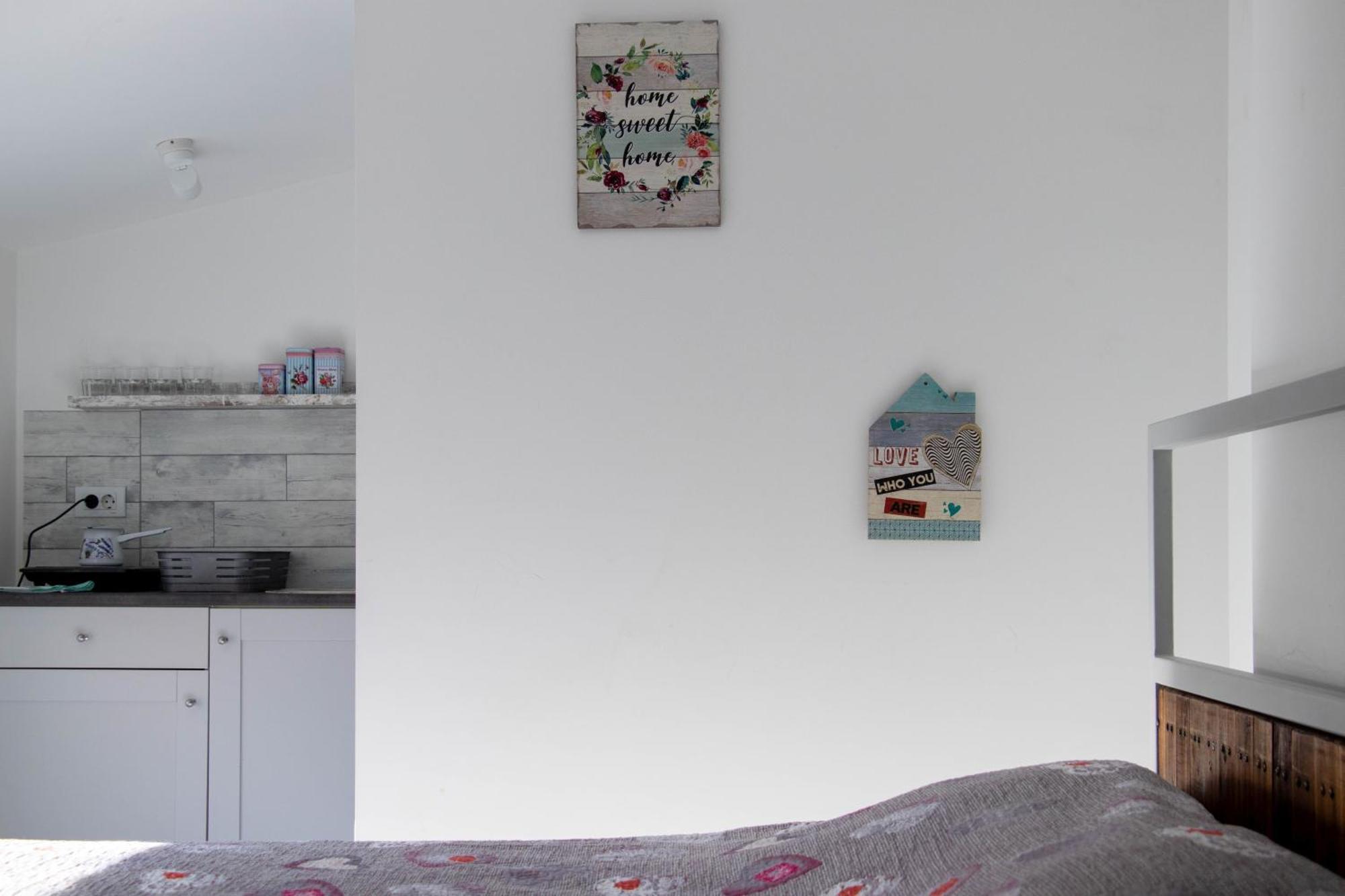 Apartment By The River Ni Buitenkant foto