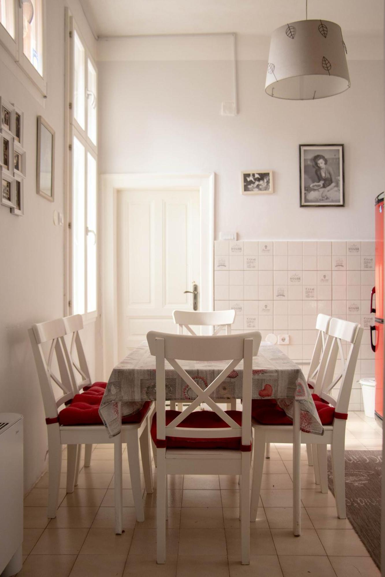 Apartment By The River Ni Buitenkant foto