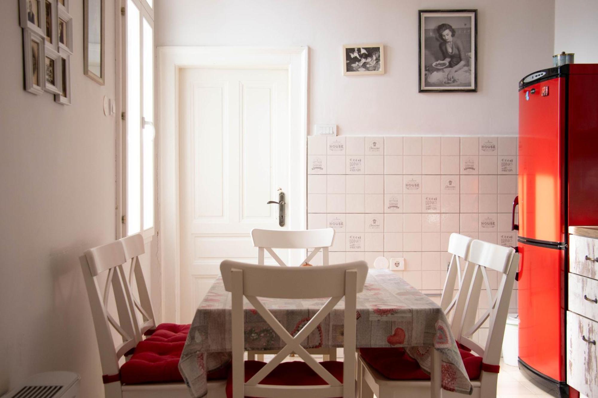 Apartment By The River Ni Buitenkant foto